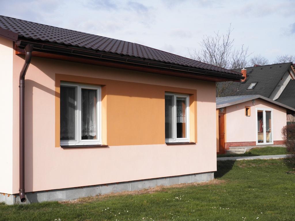 伊万娜公寓式酒店 Valašské Meziříčí 客房 照片